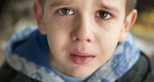 child_cry_crying_tears-800x430